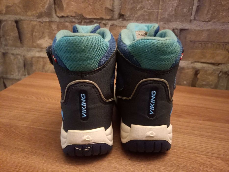 Ботинки зимние Viking Beito GTX на мальчика размер 26.