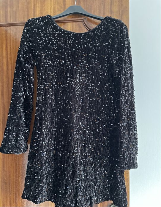 Vestido preto novo