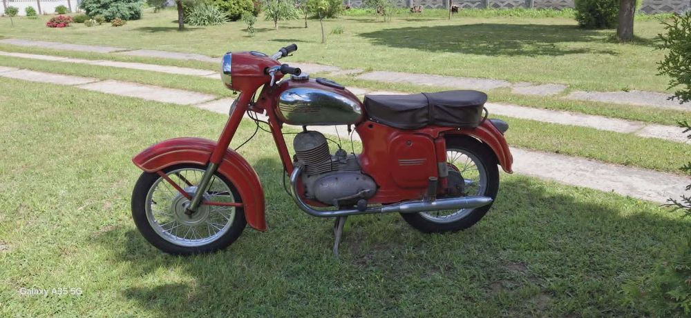 Motocykl Jawa 353 175cm3