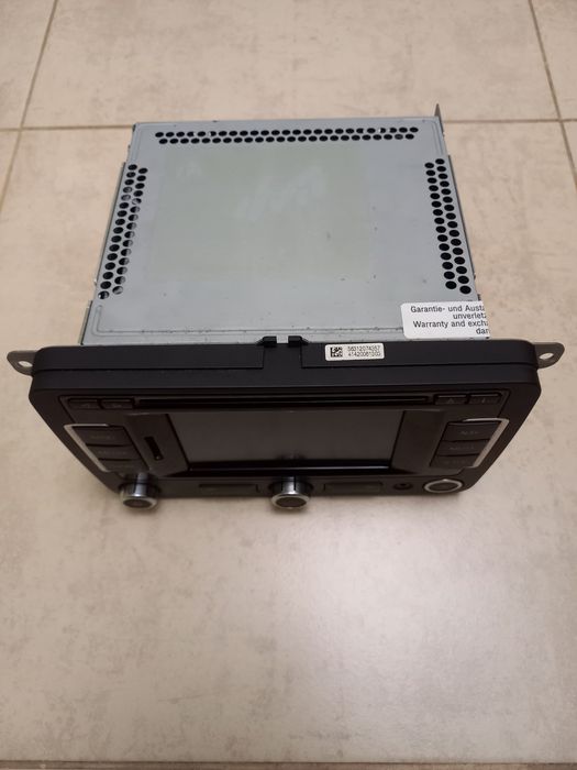 Штатна оригінальна магнітола Volkswagen RNS 315 NAR