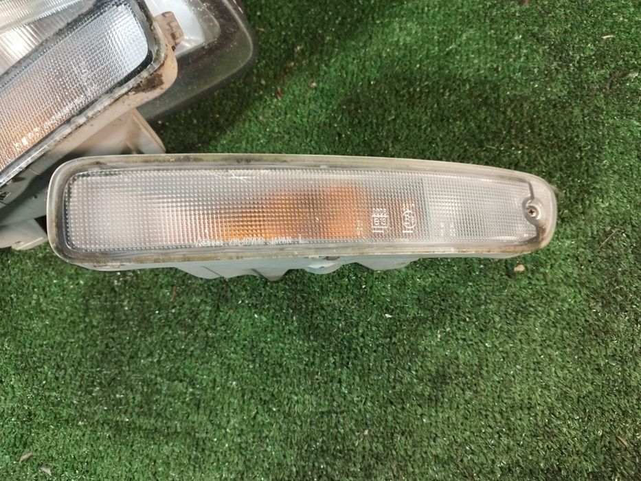 Conjunto de piscas para Mazda 323F