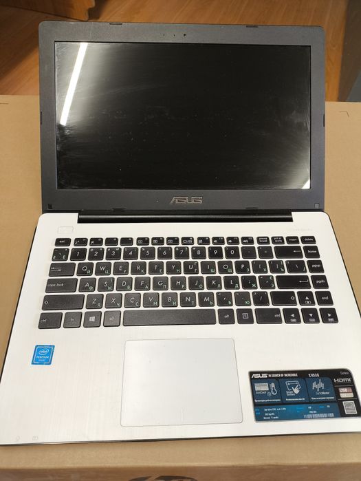 Ноутбук Asus x453s