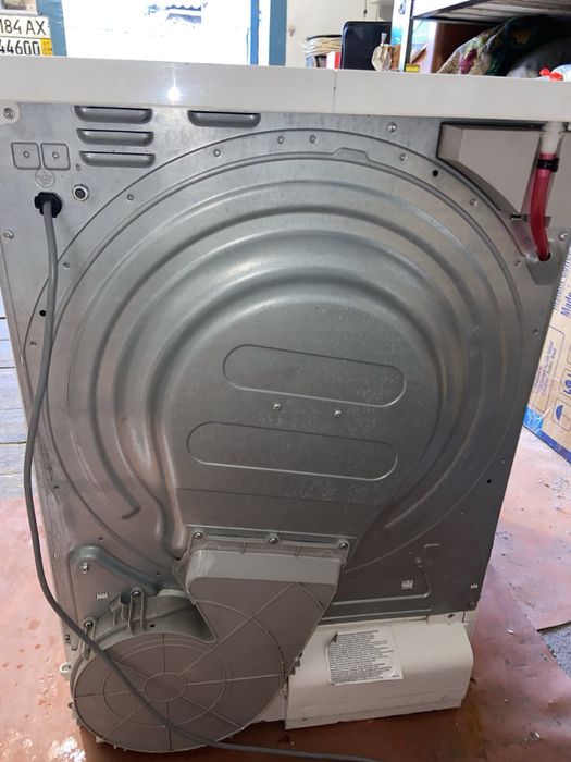 Сушильна машина AEG ECO Lavatherm