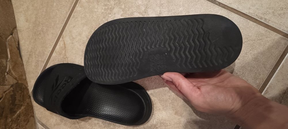 Klapki Reebok r. 39