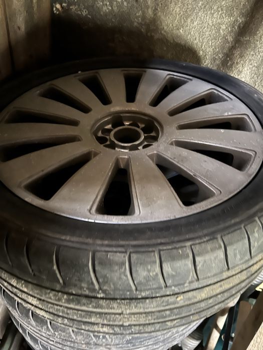 Kola audi a8d3 oryginalne sloneczka