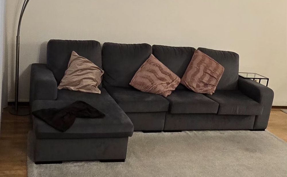 Sofá com chaiselongue