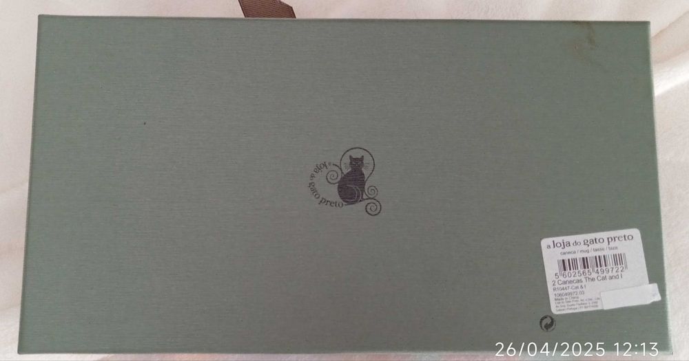 2 canecas marca GATO PRETO