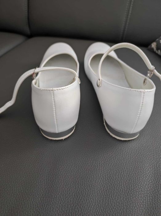 Buty komunijne dla dziewczynki