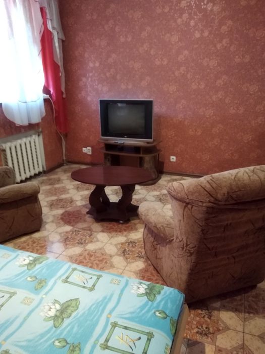 Квартира по суточно і по часово.Одно кімнатна квартира,центр міста,Майдан героїв.