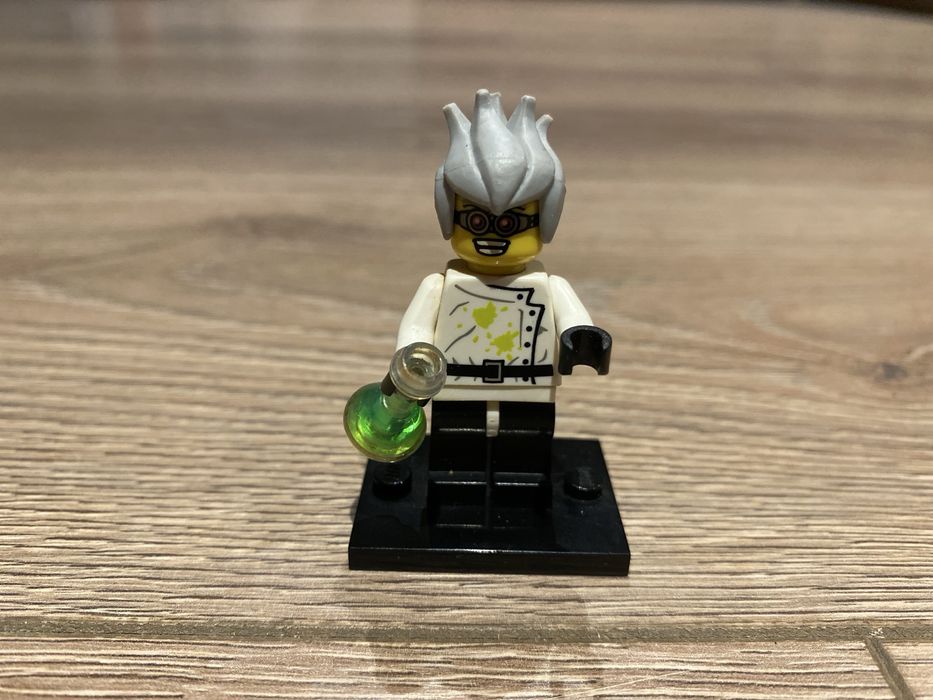 Lego szalony naukowiec minifigures