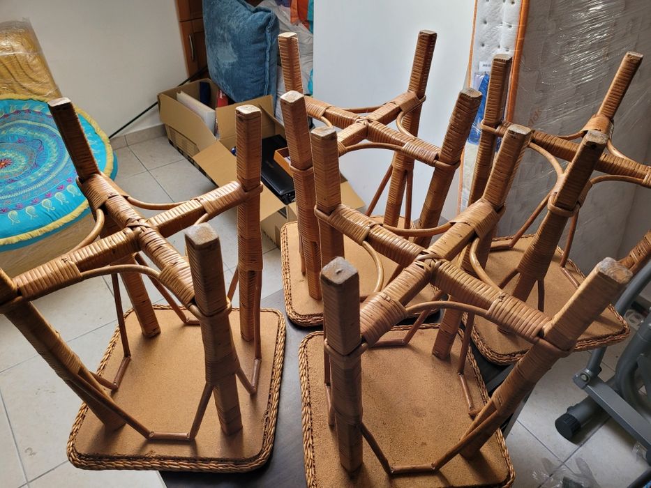 Bancos de verga em bom estado