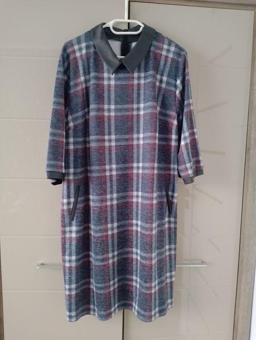 Nowa sukienka midi 48