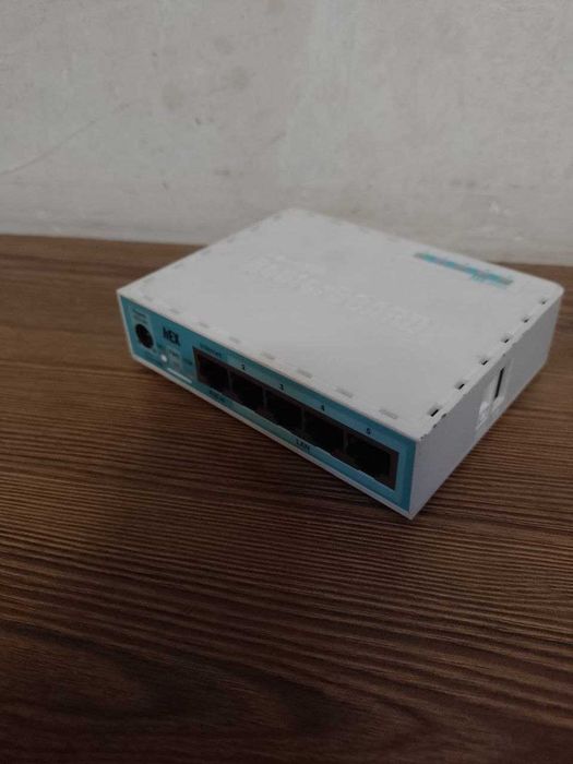 Маршрутизатор (роутер) mikrotik hex rb750 gr3