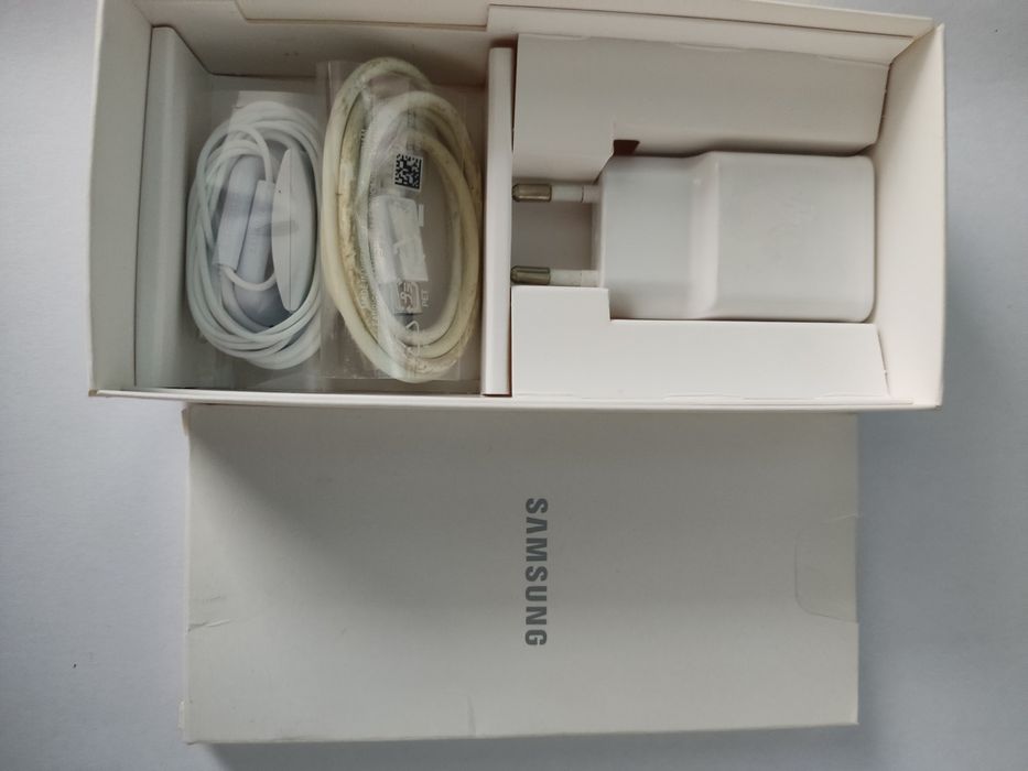 Samsung A20e 32GB/3GB Ram Niebieski