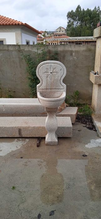 Arte em granito, fontanário