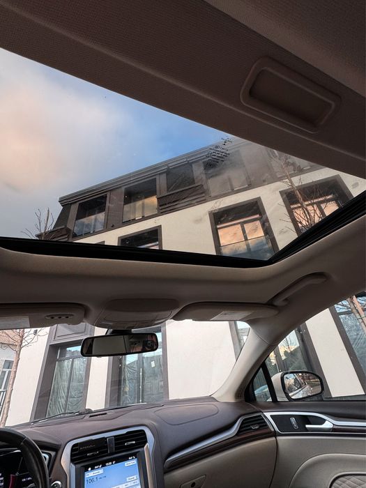 Продаж Ford Fusion 2.0 2017 AWD Platinum