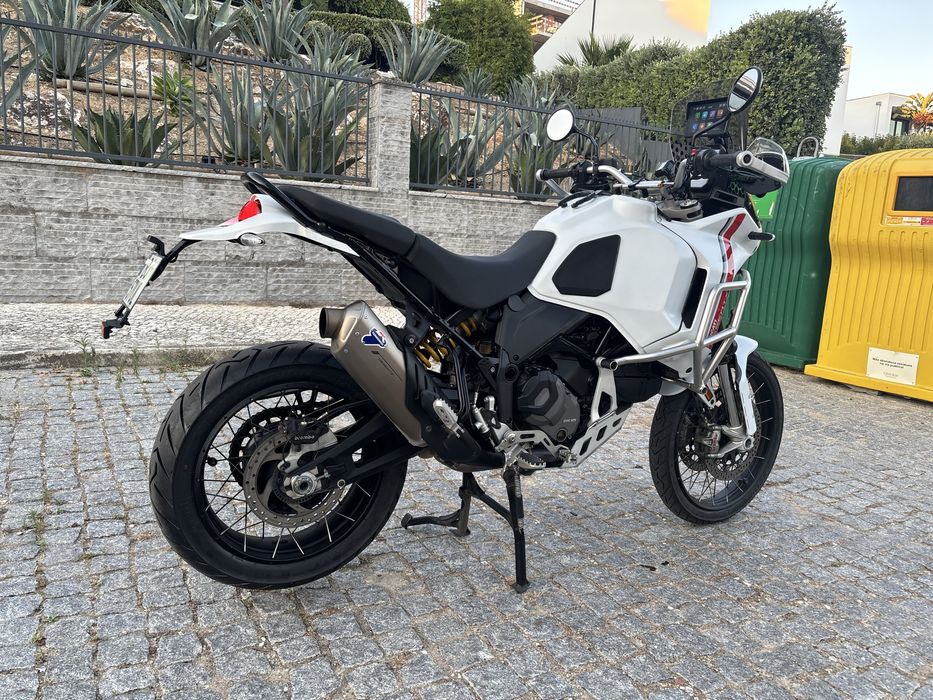 Ducati Desert X Full Akrapovic