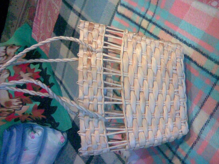 Продам сумку плетенную