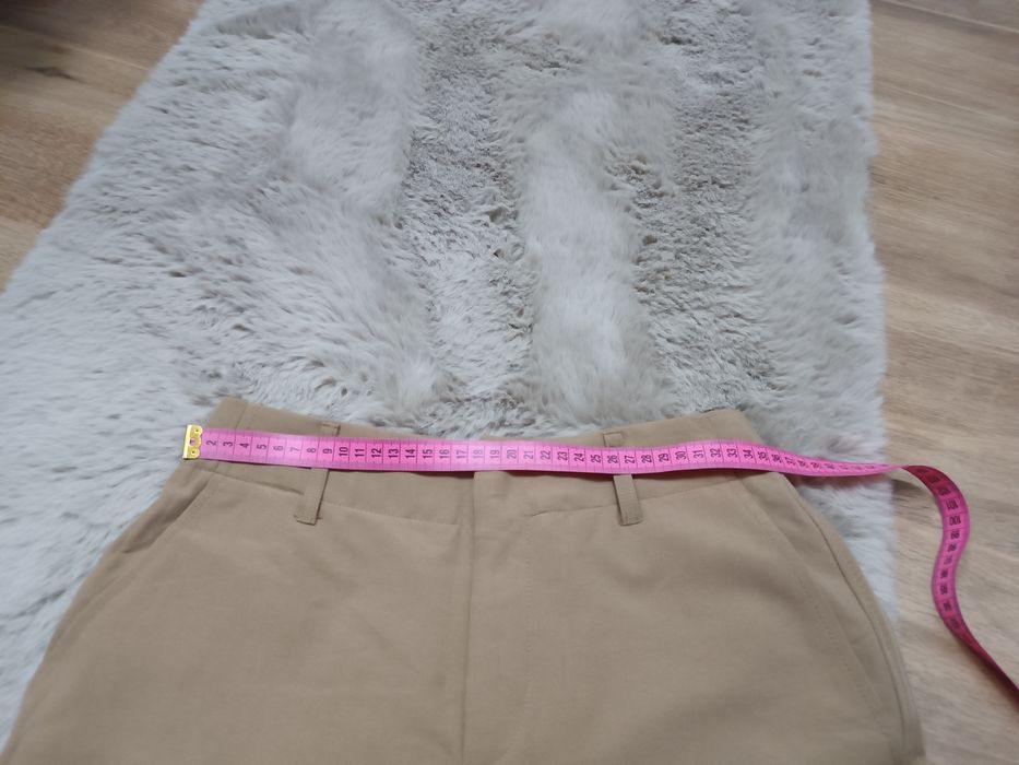 Spodnie brązowe Stradivarius