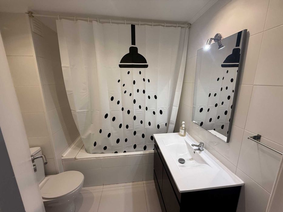 Quartos para estudantes - FCT NOVA e Egas Moniz - Monte de Caparica