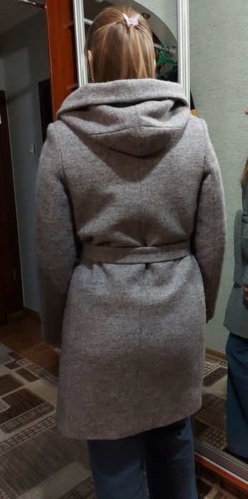 Продам пальто демісезон