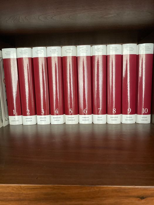 Grande enciclopédia universal