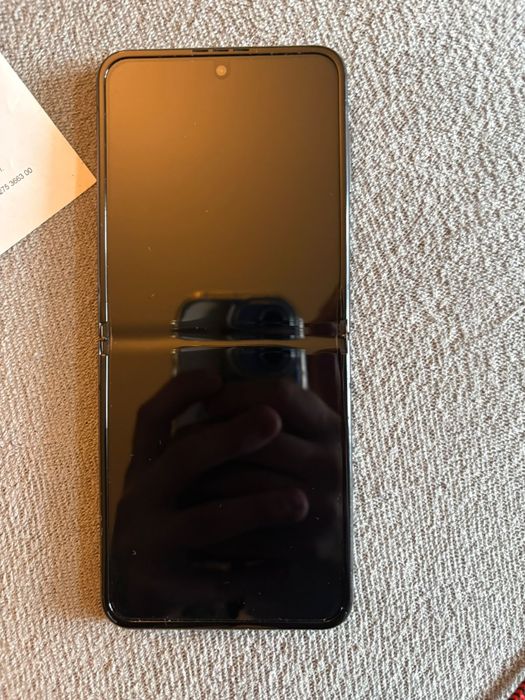 Samsung Galaxy z flip 4
