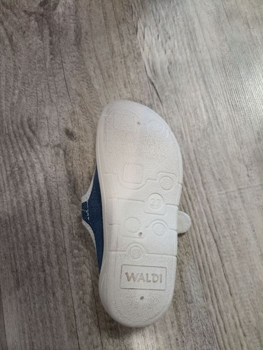 Тапки  waldi для дівчинки