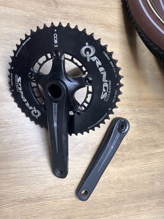 Korby gravelove Praxis Zayante m30 owalne zębatki Rotor Qrings 11s