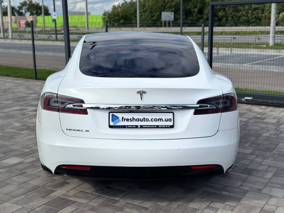Tesla Model S 2018 freshauto