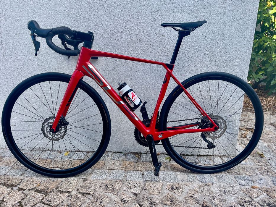 Bicicleta Estrada/Gravel marca “Superior”, modelo “X-road”