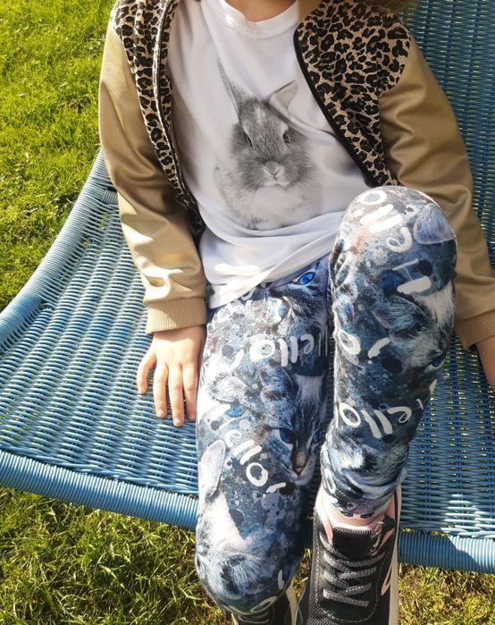 Bawełniany t-shirt z królikiem r104