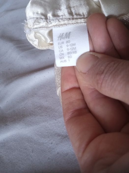 Elegancka sukienka kremowo- złota 80 H&M