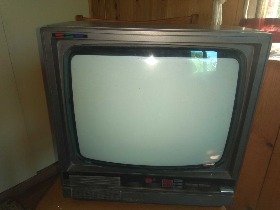 Телевизор Feilang 37"