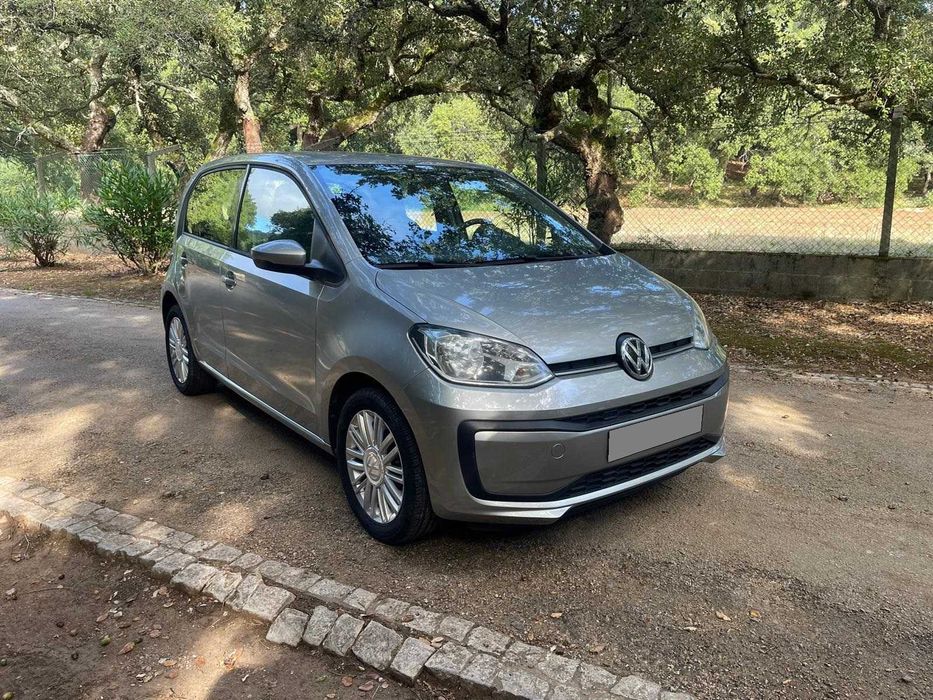 Volkswagen Up! BlueMotion Move — photo 2