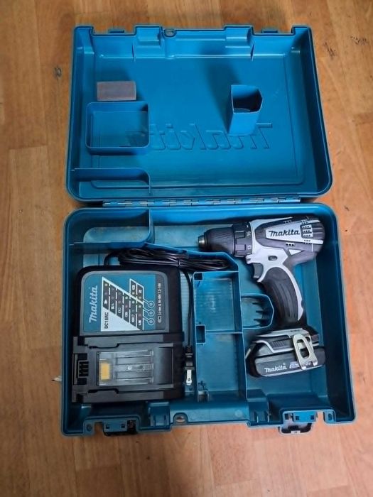 Wkrętarka Makita XFD01 18V LXT + Ładowarka DC18RC Walizka