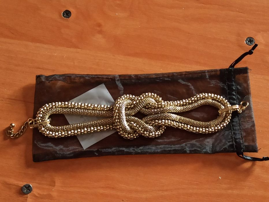 Бижутерия/сережки/браслеты/броши/колье Орифлейм