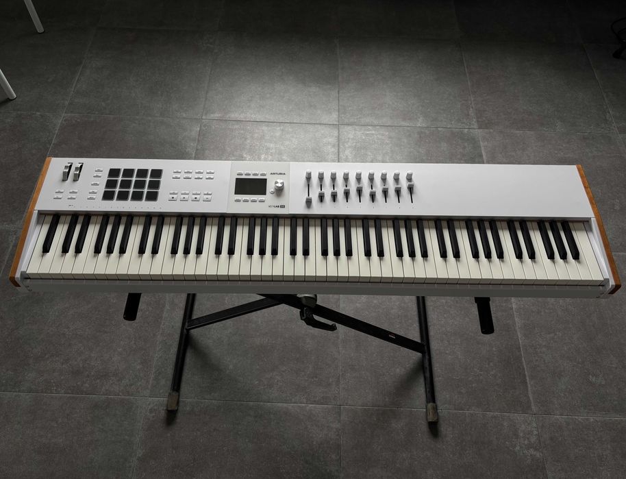 Teclado Arturia KeyLab Mk3 88 Branco COMO NOVO