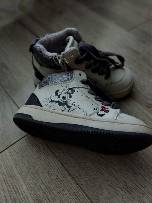 Zara. Хайтопи на дівчинку, Minnie Mouse