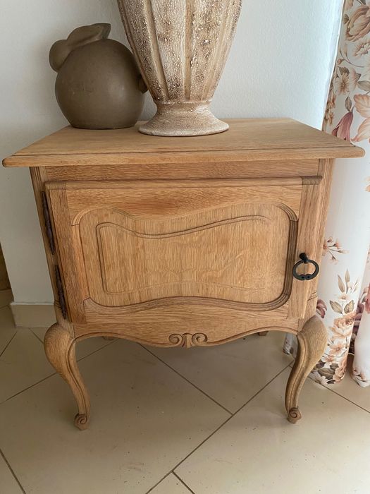 Szafka nocna drewniana