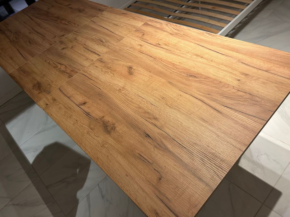 Mesa de jantar grande