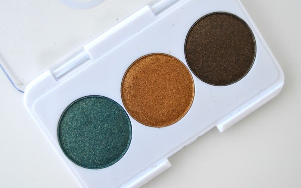 Тіні Play Just for Eyes