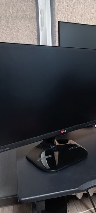 Продам не працюючий монітор