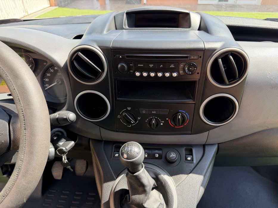 Berlingo Longa 1.6 HDI  Excelente para Trabalho