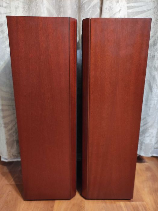 Акустика колонки QUADRAL AMUN Phonologue MADE in GERMANY  8 Ом  100-150 Вт. ВЧ ленточный твитер.