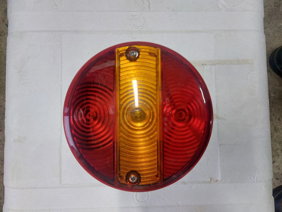 Lampa tylna zespolona HELLA