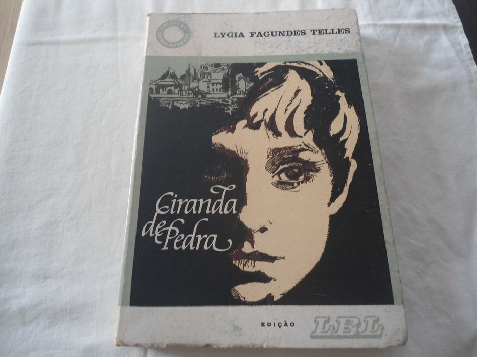Ciranda de Pedra por Lygia Fagundes Telles