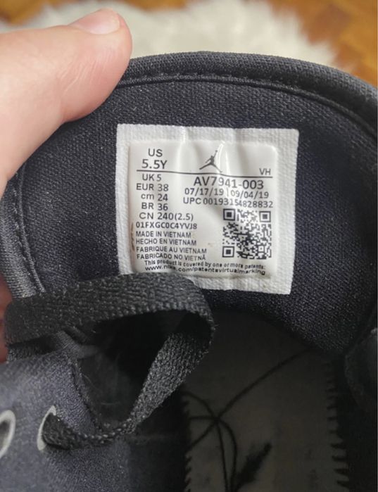 Jordan Preto número 38