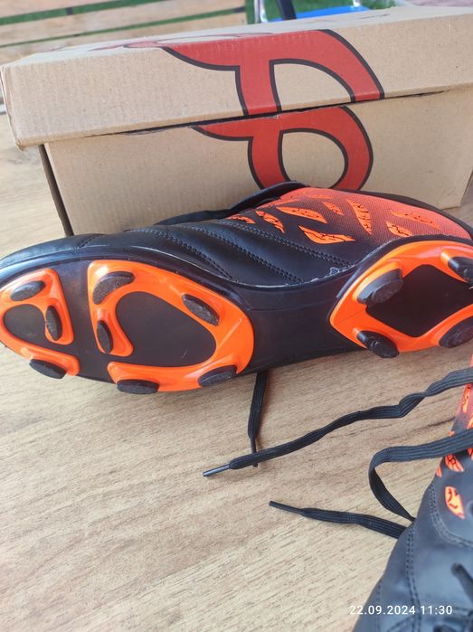 Buty korki rozmiar 44 nowe