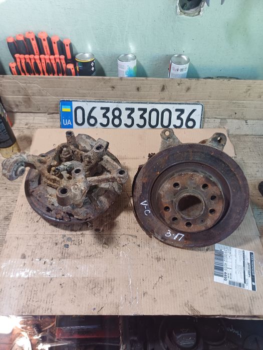 Opel Vectra C задні ступиці цапфа поворотні кулаки взборі